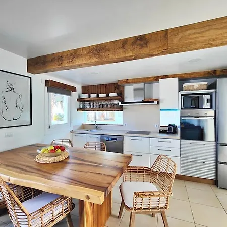 Villa Viento House *