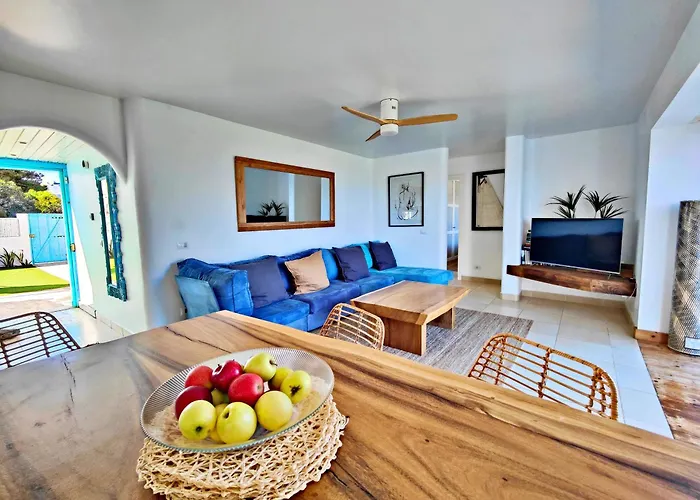 Viento House Вилла *